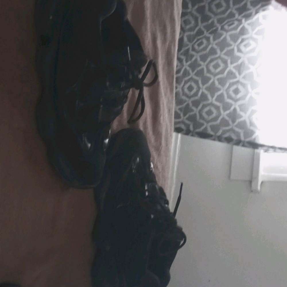 Yezzy boots low top